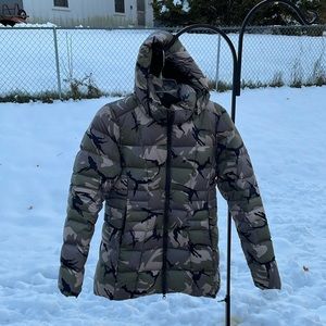 The North Face women’s small Gotham camo jacket